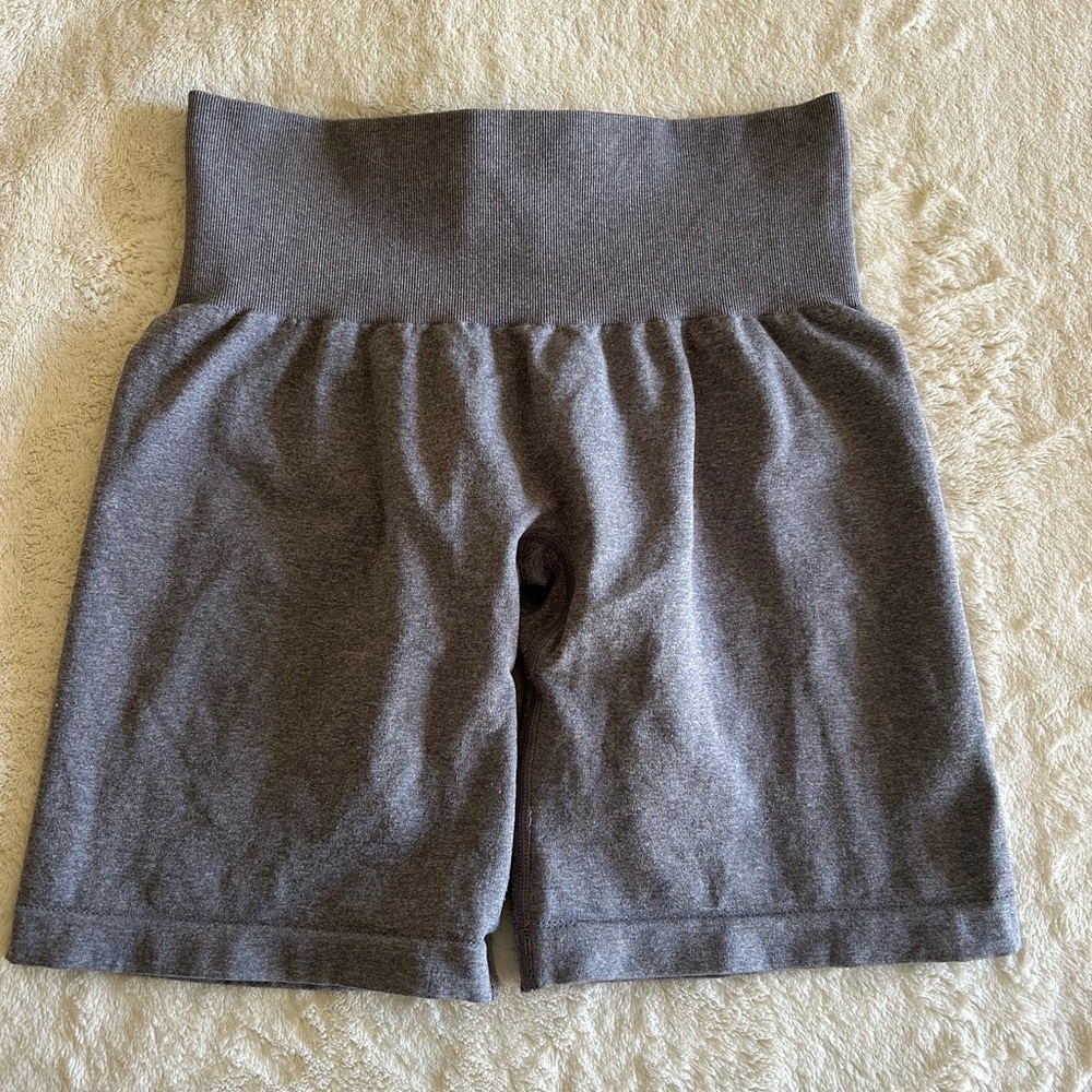 NVGTN Grey Pro Shorts Size Small
